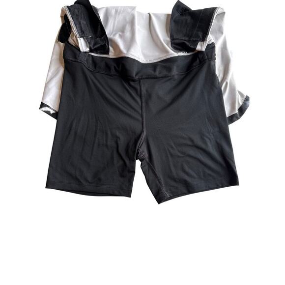 Nike Women’s Skort 2in1 Skirt Golf  UPF 40+ Size XL Black Grey White - Picture 6 of 12